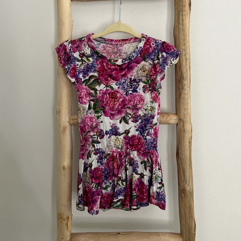 Posh Peanut Floral Onesie sz 12-18 month